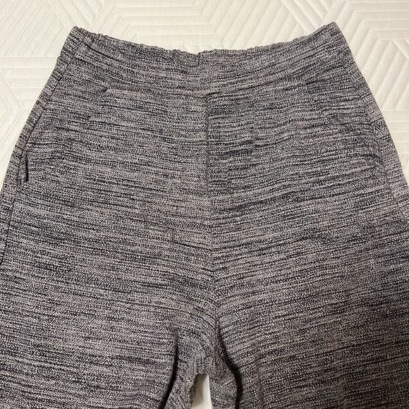 Banana Republic wide-leg pull up slacks in heather gray XS - Picture 3 of 6